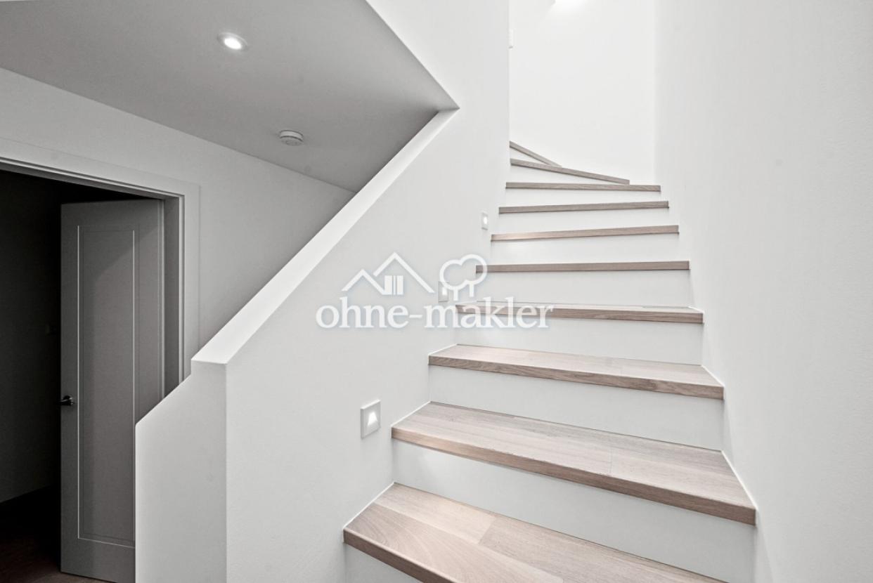 Treppenaufgang ins DG