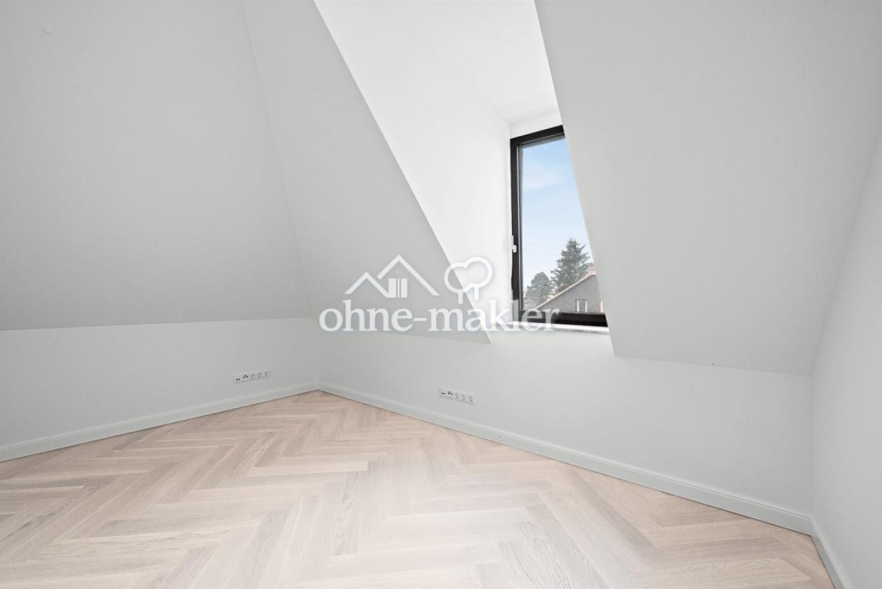 Arbeiten / Gast Dachgeschoss