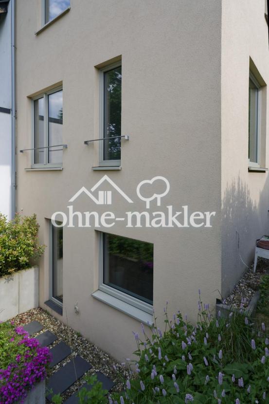 Lichthof mit Gartenzugang