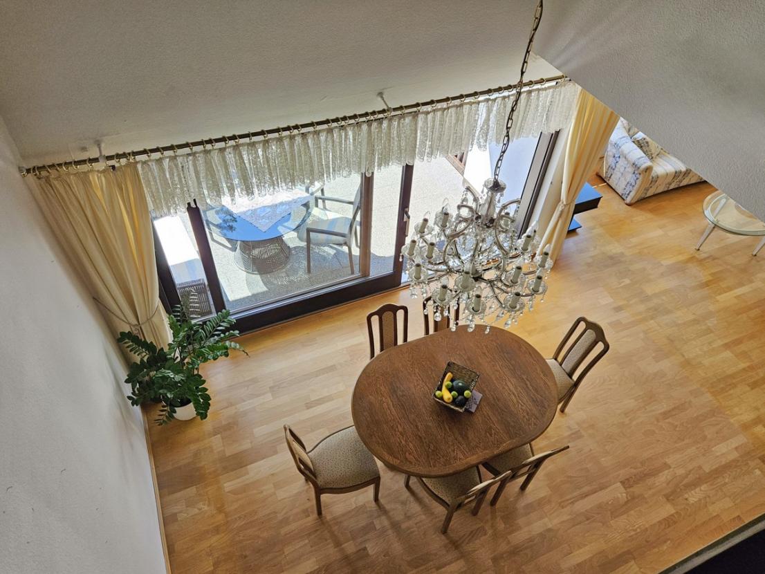 OG-Blick aus Galerie