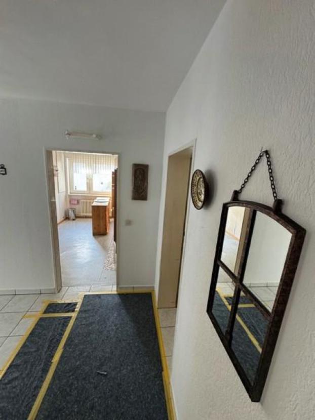 27 Flur Richtung Küche