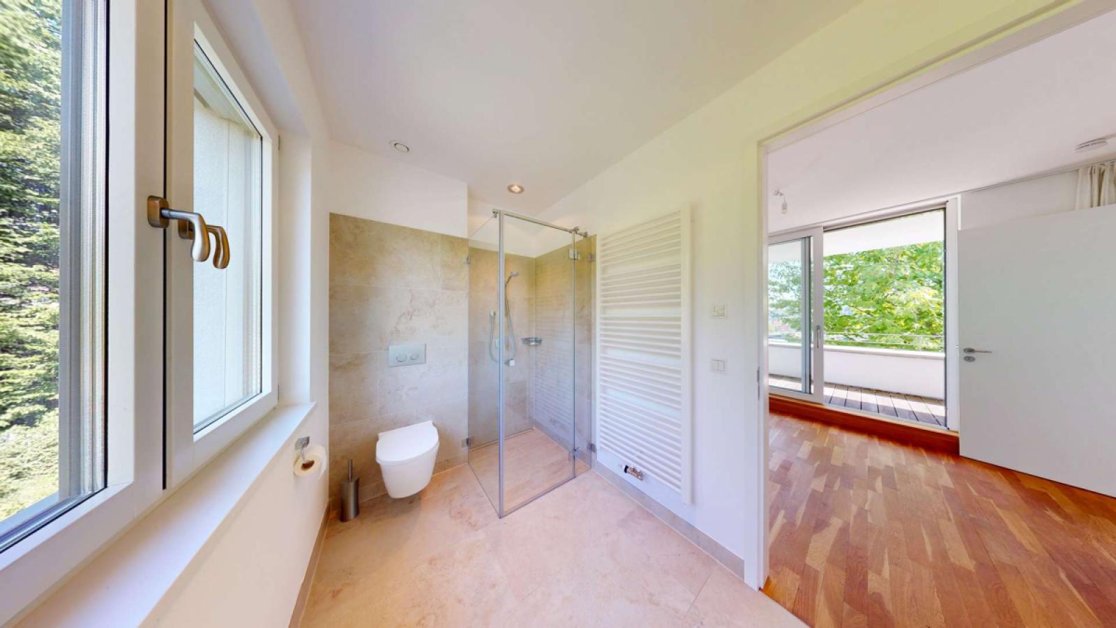 Bad/ WC Kind oder Gäste