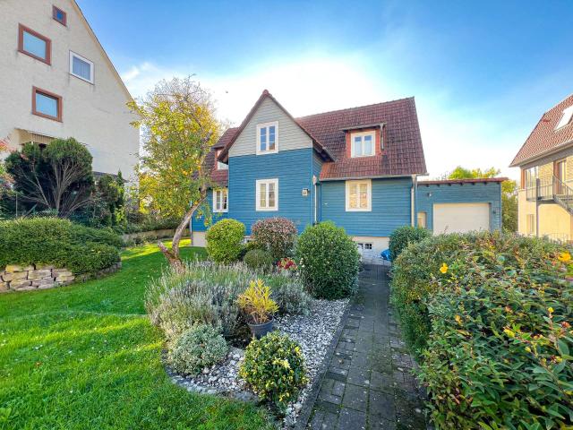 _Gebäudeansicht vorne (2)