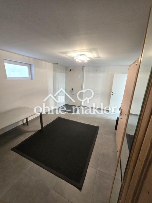 Saunaraum  mit Dusche