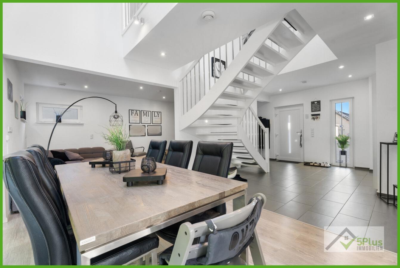 5Plus Immo Haus zum Kauf Inden/Altdorf Essbereich