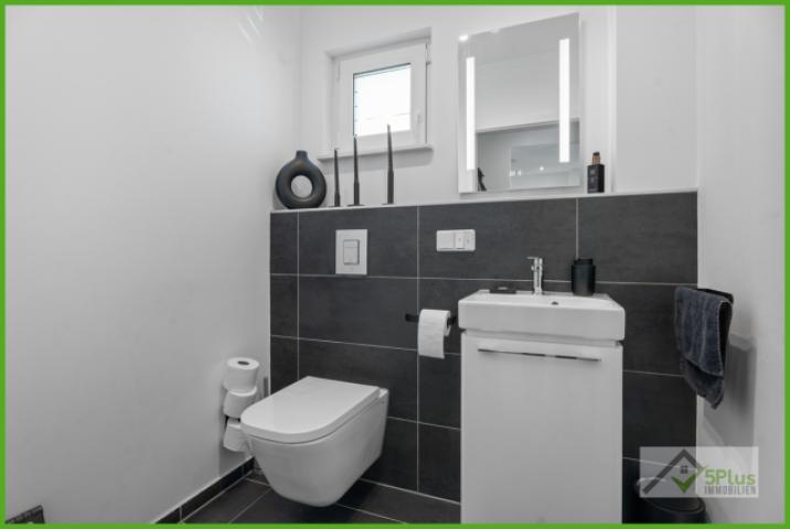 5Plus Immo Haus zum Kauf Inden/Altdorf Gäste-WC