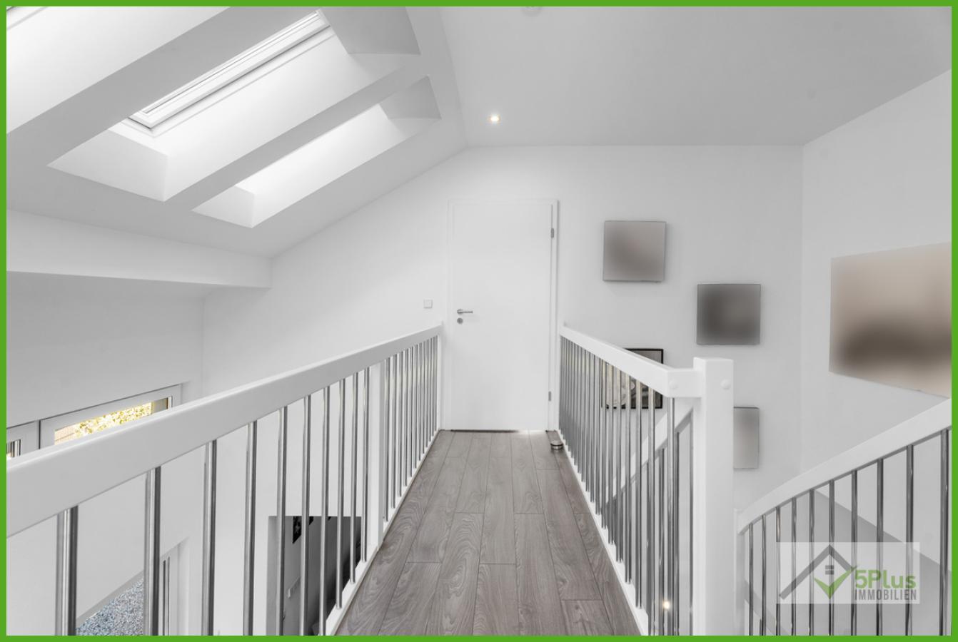 5Plus Immo Haus zum Kauf Inden/Altdorf Empore