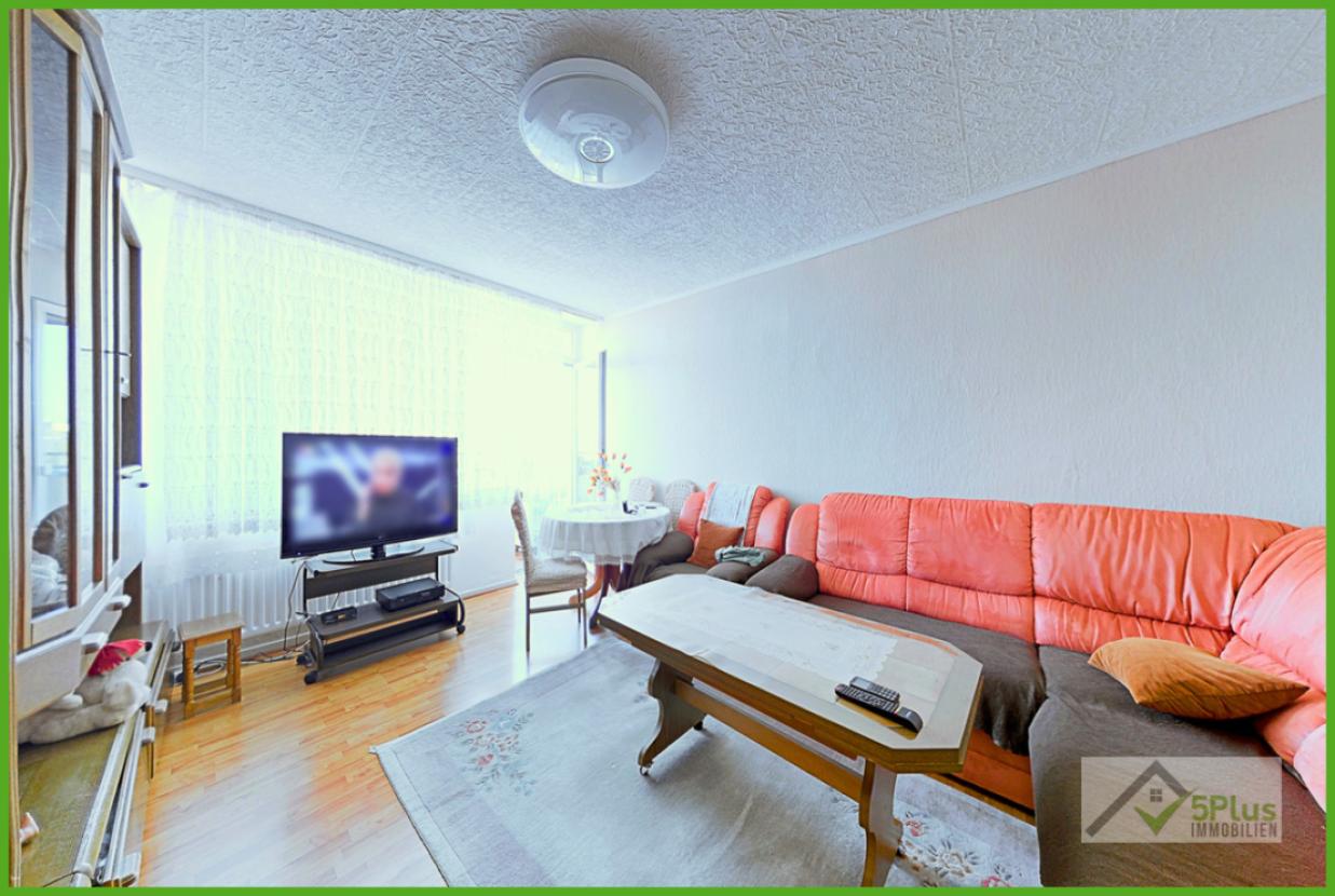 5Plus Immo Wohnung zum Kauf Düren Wohnzimmer