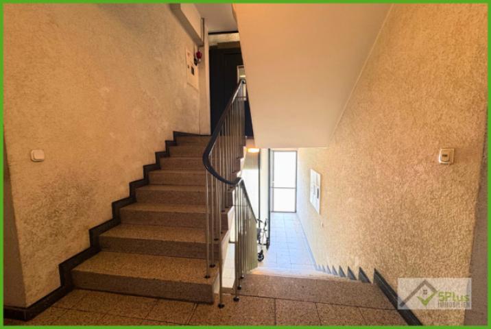 5Plus Immo Wohnung zum Kauf Düren Treppenhaus