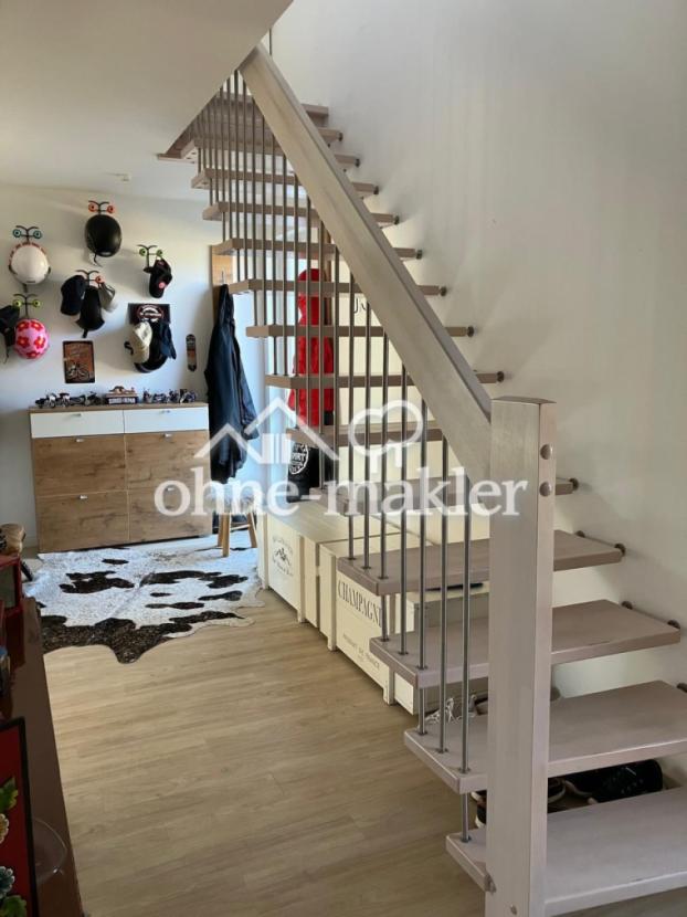 Diele mit offener Treppe