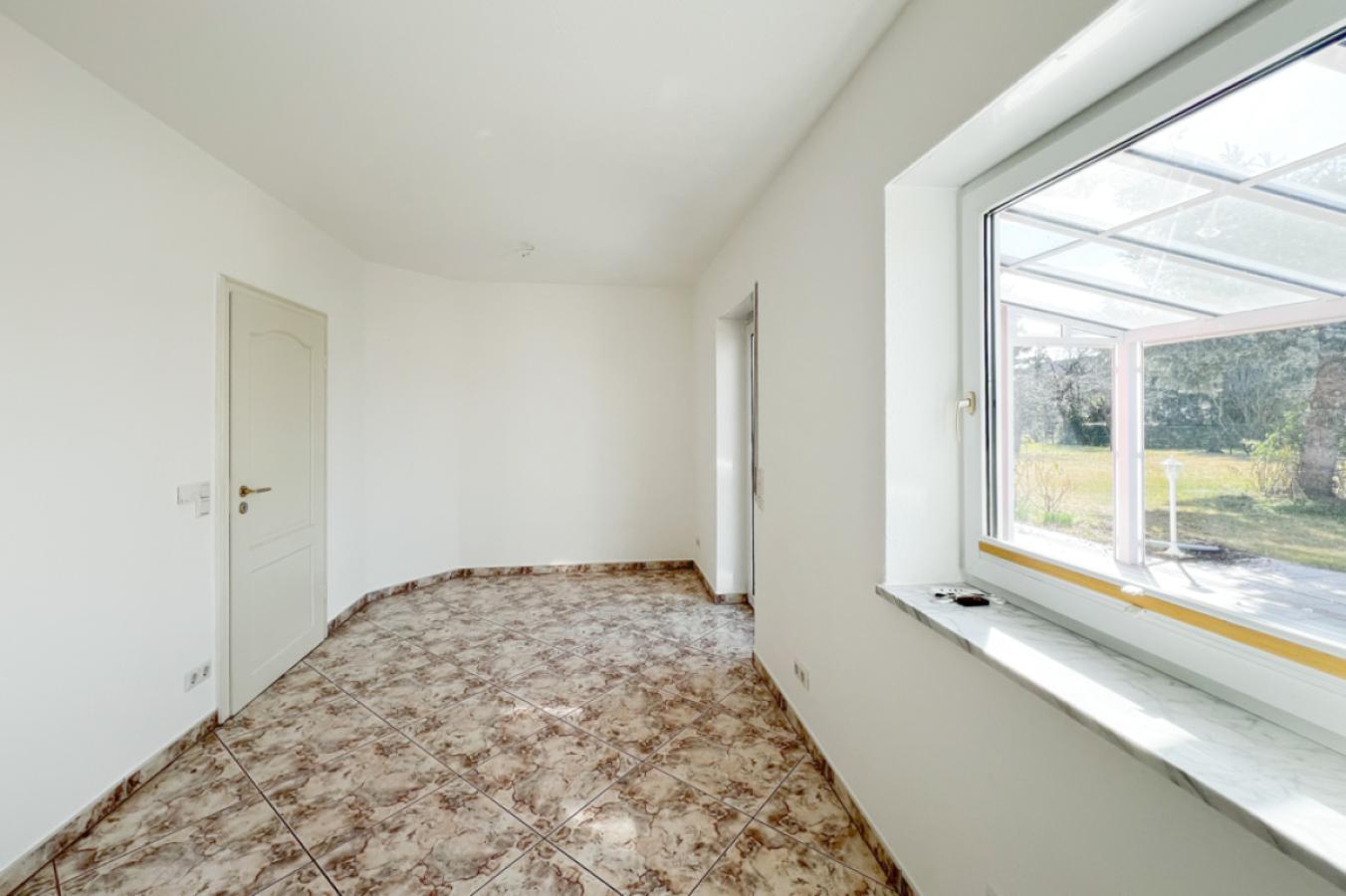 Zimmer mit Terrassenzugang