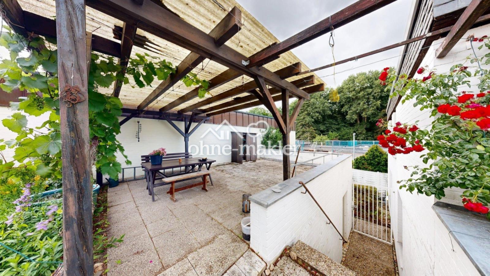 Überdachte Terrasse