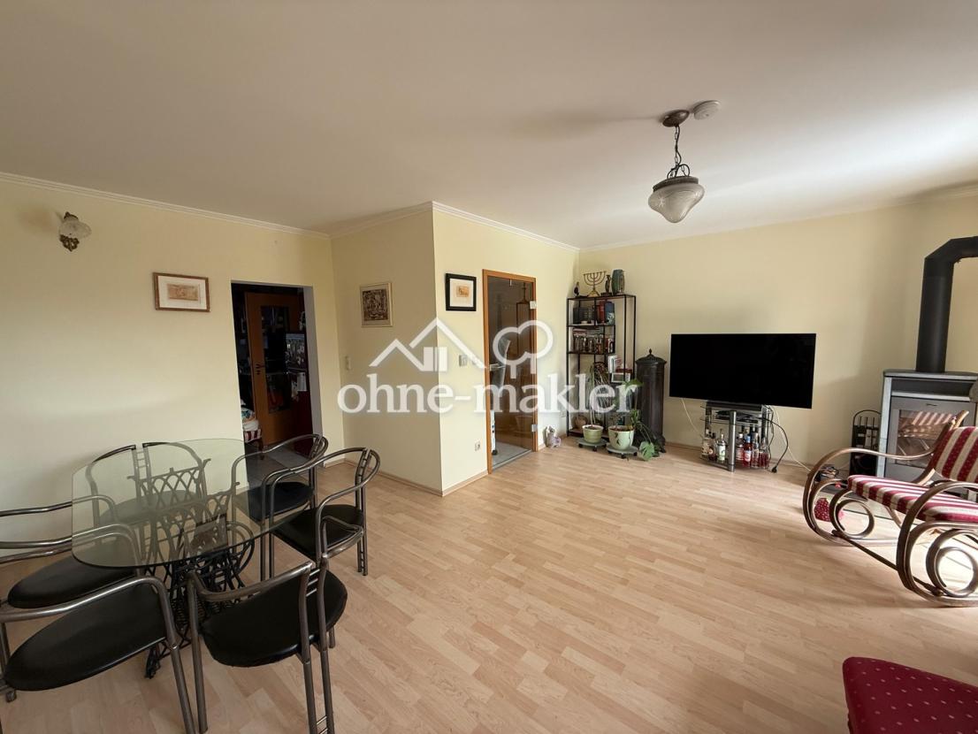 Wohnzimmer mit Specksteinofen