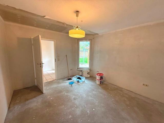 Arbeits- oder Kinderzimmer