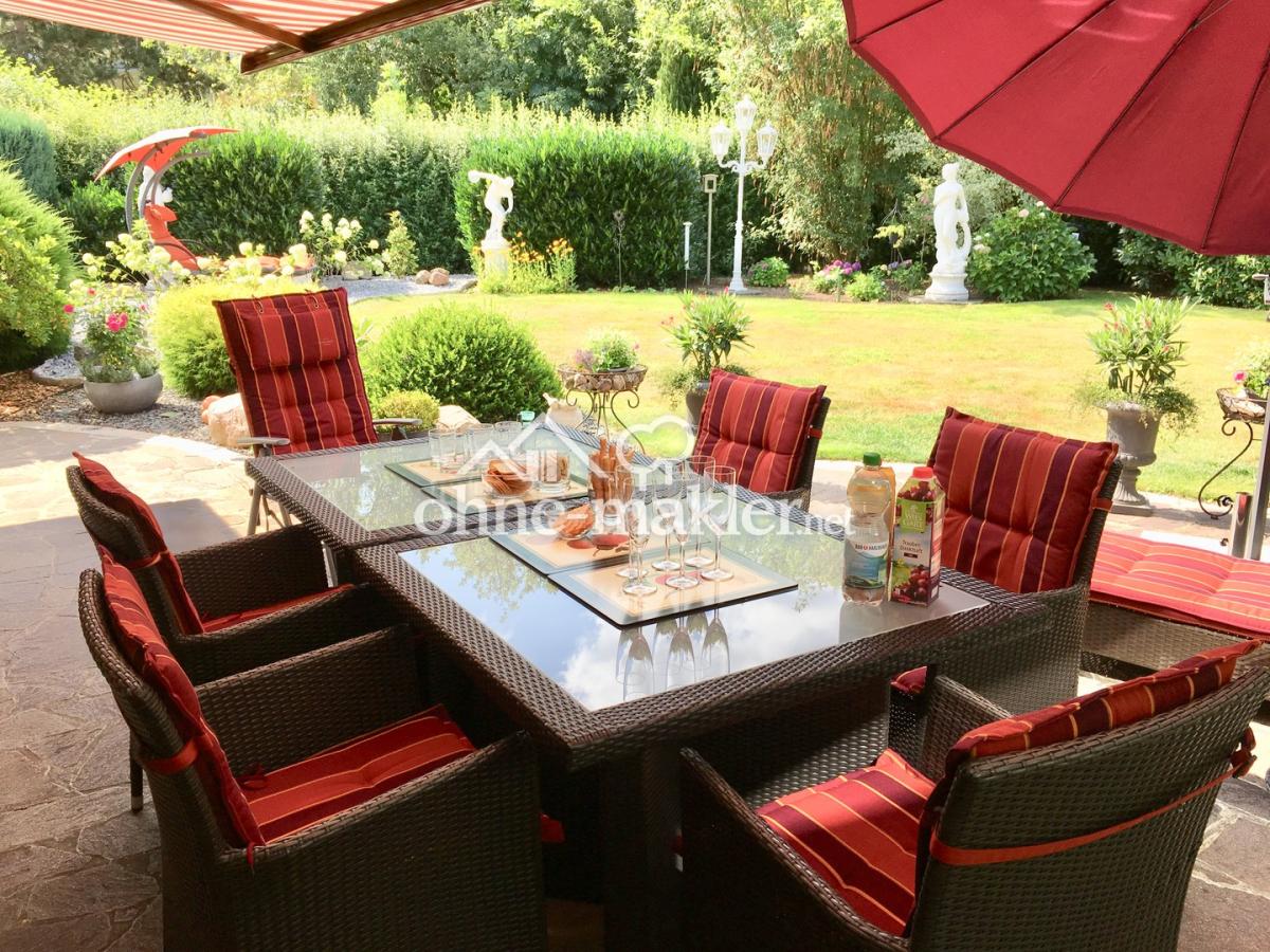 Terrasse mit Markise