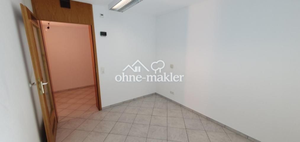 Abstellraum Arbeitszimmer