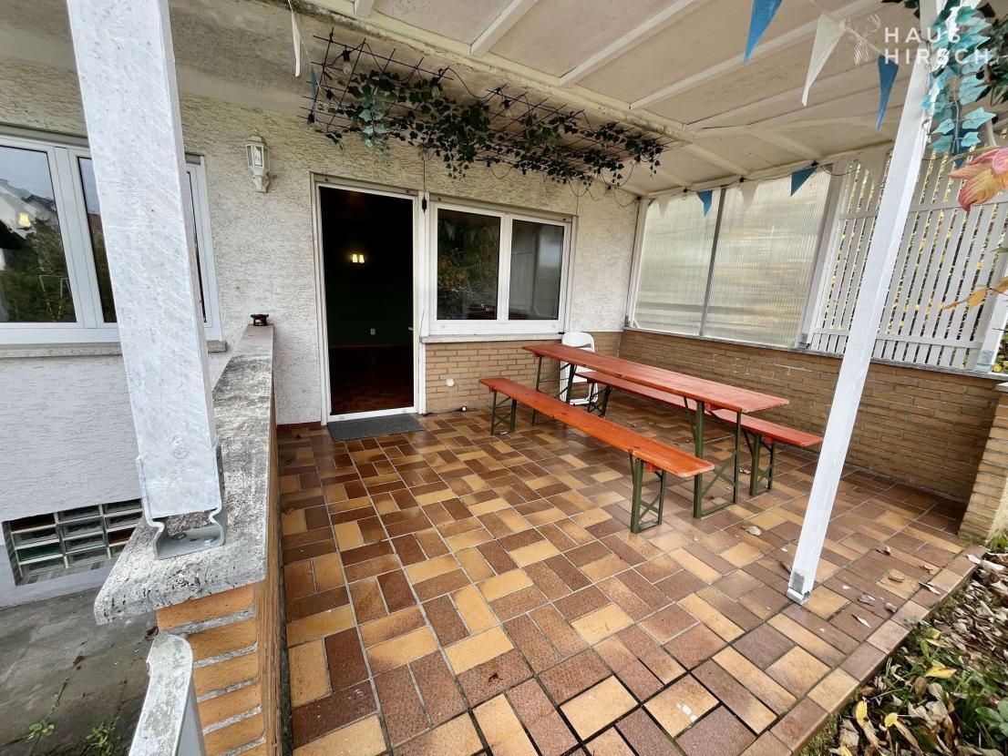 Überdachte Terasse  EG