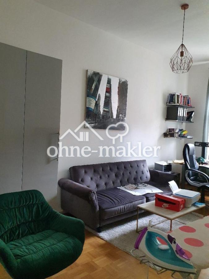 Büro/Schlafzimmer - möbliert