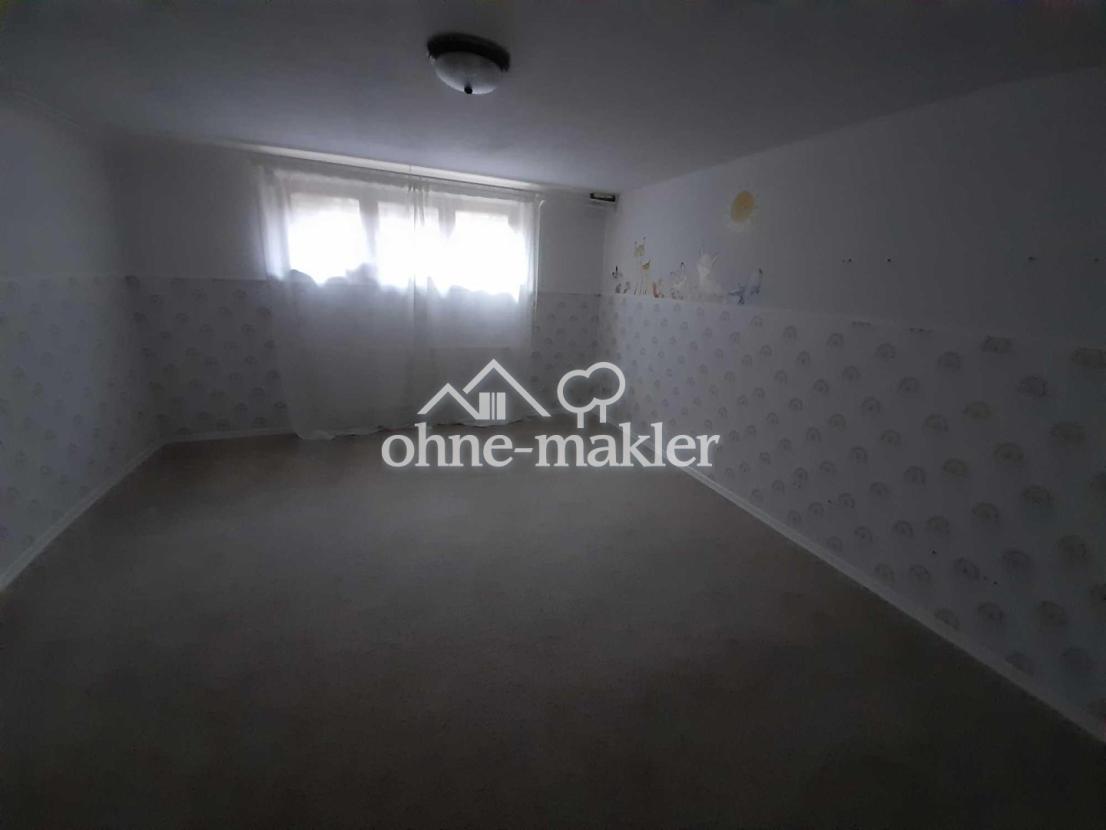 Keller Schlafzimmer II