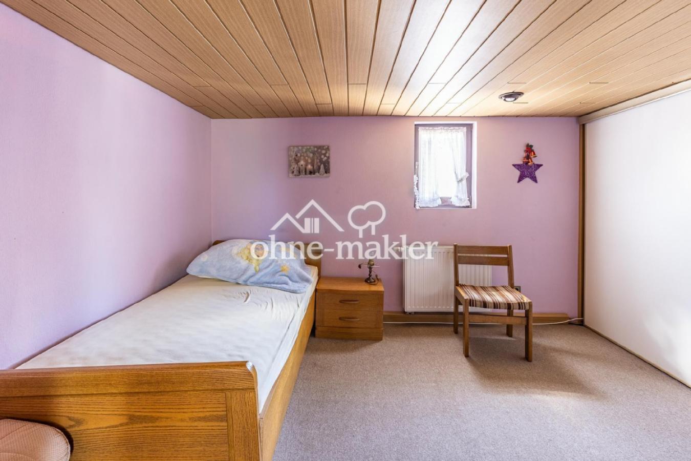 Haus 1 OG Schlafzimmer 2