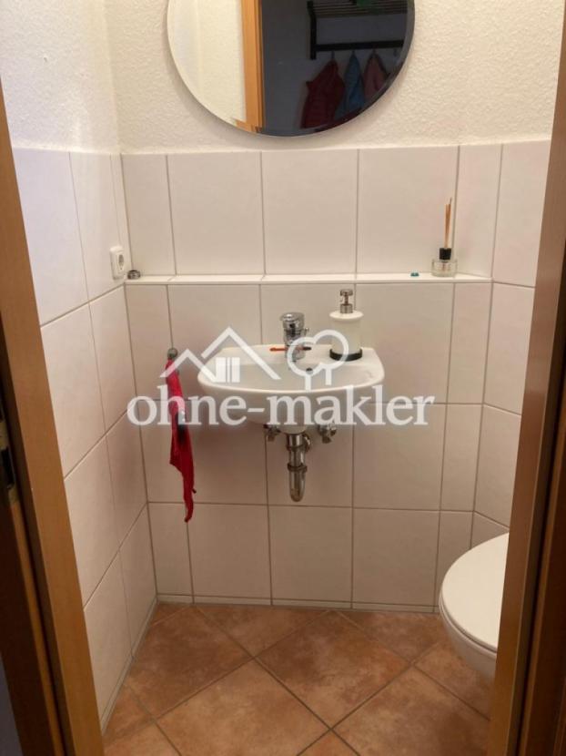 Gästetoilette mit Tageslicht