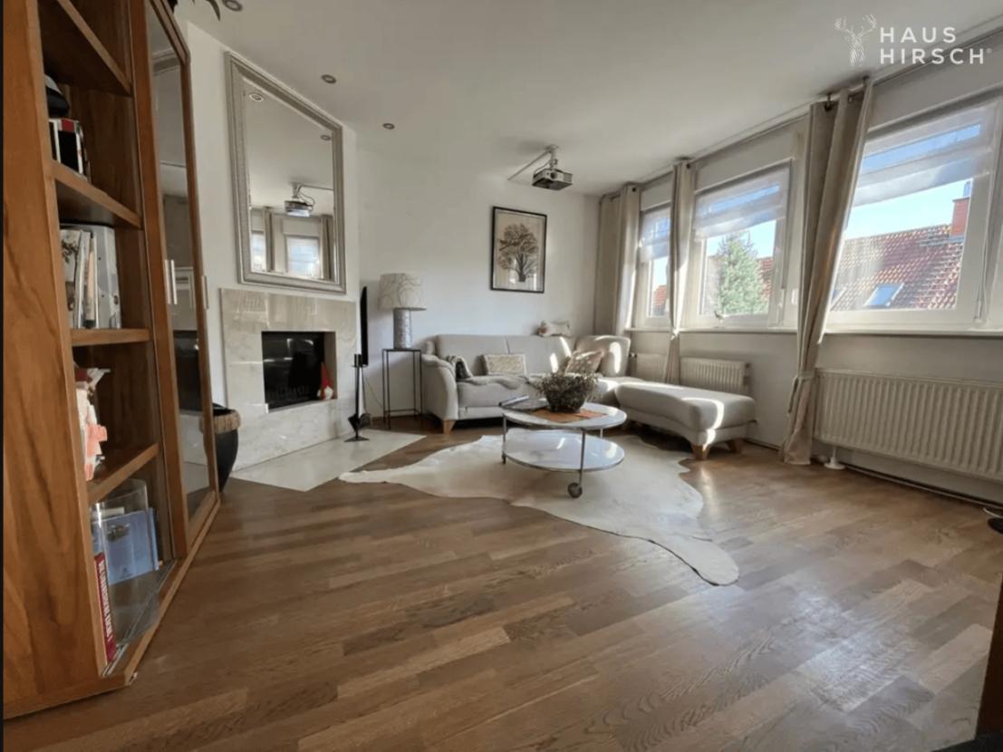 Wohnraum, eingerichtet