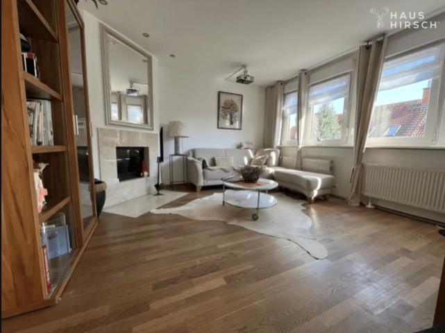 Wohnraum, eingerichtet