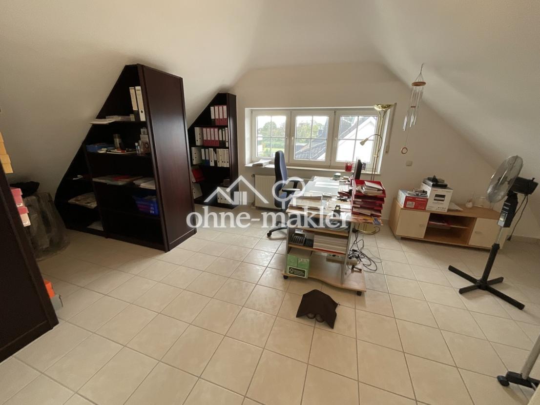 Arbeitszimmer 1 - DG