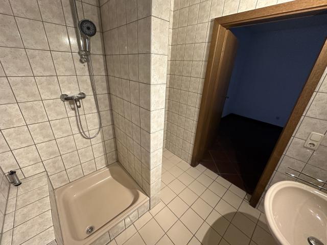 Bad mit Dusche