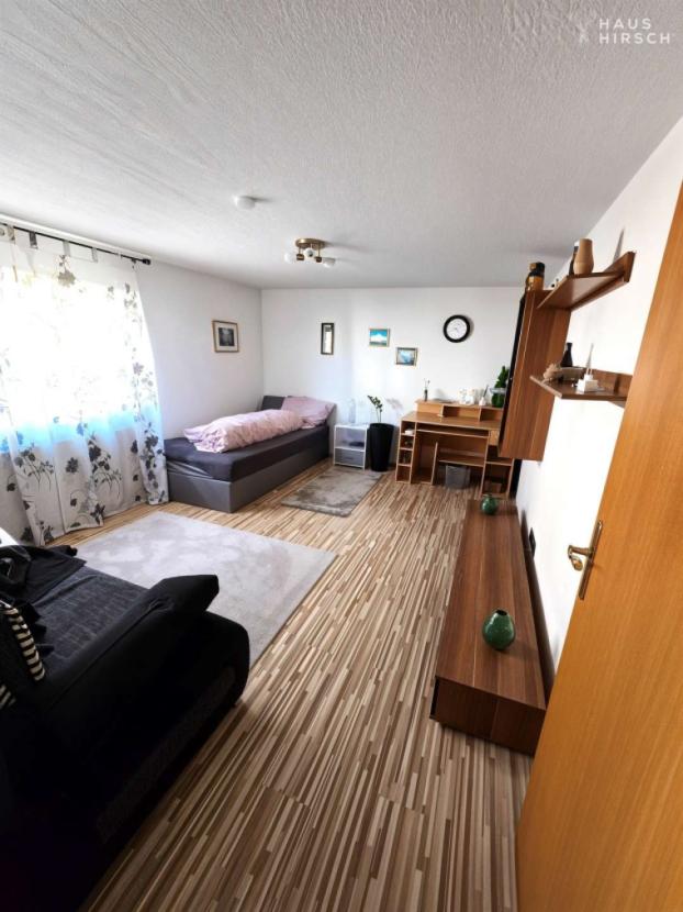 Jugendzimmer/ abstellra