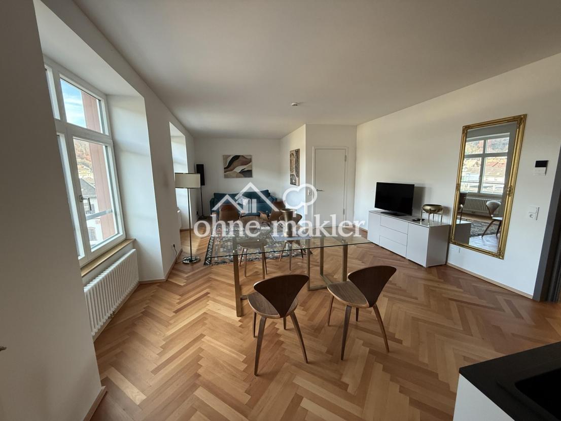 Wohnzimmer mit Essecke