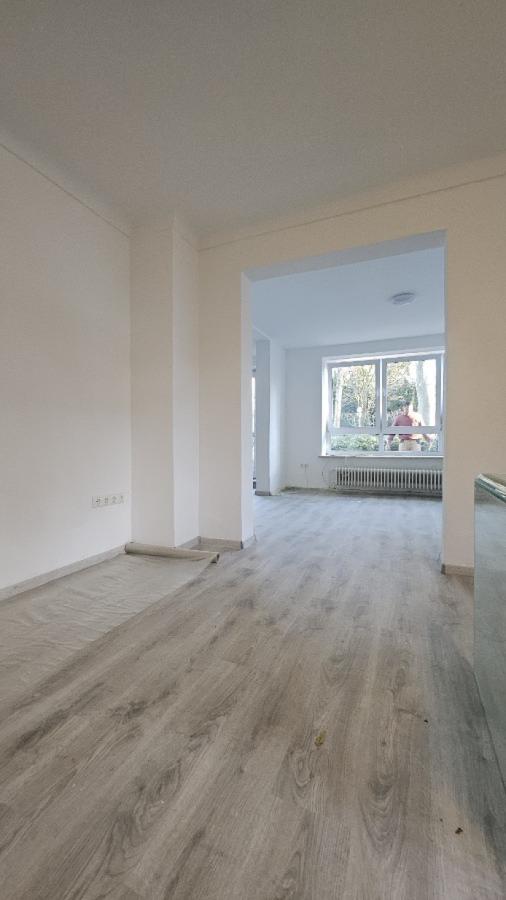 Sicht zum Schaufenster Erdgeschoss