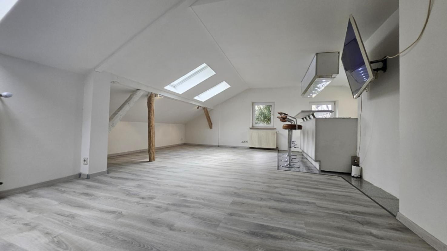 Obergeschoss Wohnraum mit Blick zur Wohnküche