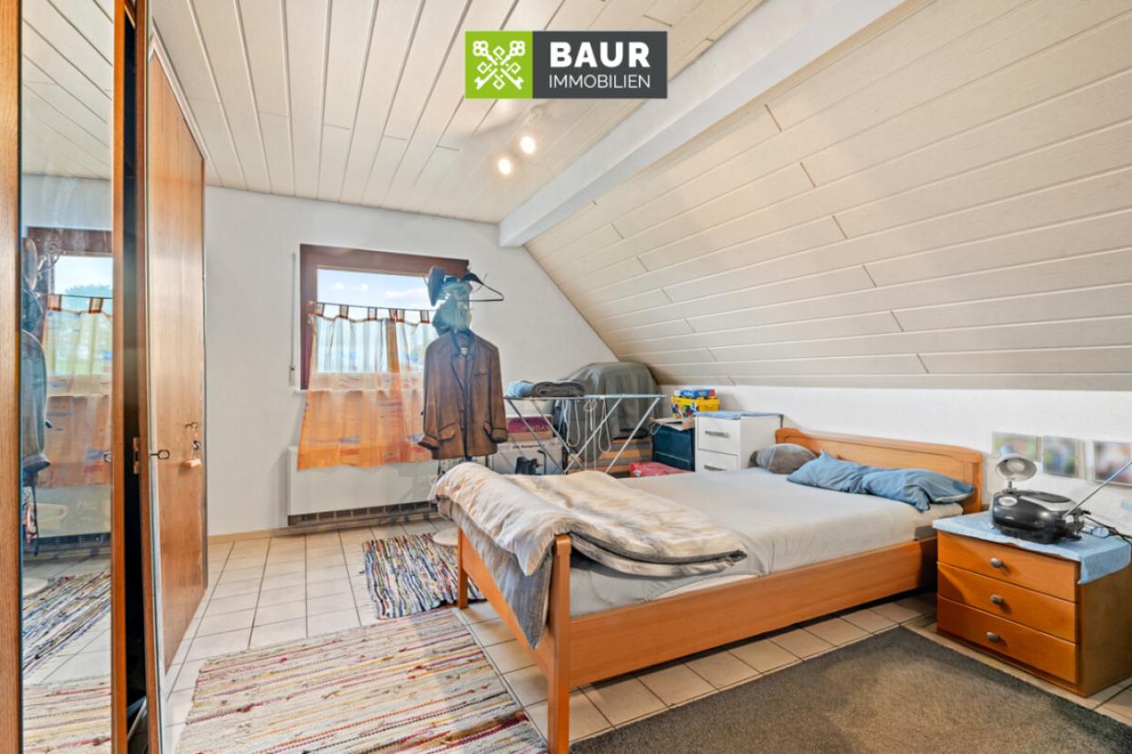 DG rechts Wohnung rechts Schlafen