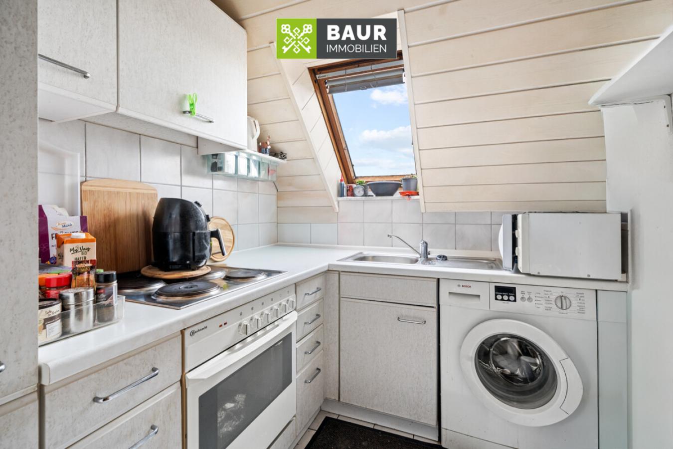 DG rechts Wohnung rechts Küche