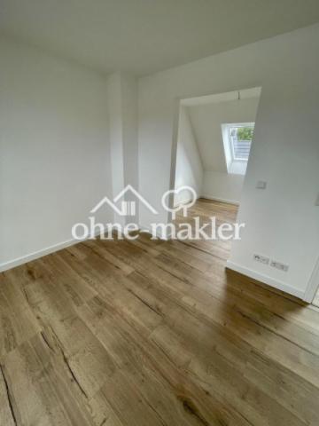 Schlafzimmer mit Ankleide OG