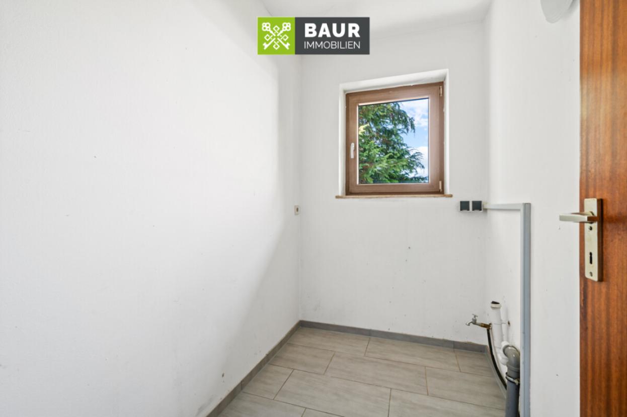 Abstellraum EG mit Waschmaschinenanschluss