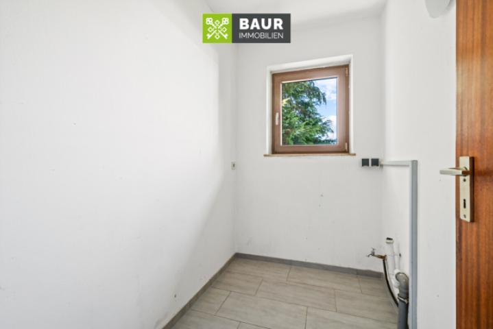 Abstellraum EG mit Waschmaschinenanschluss