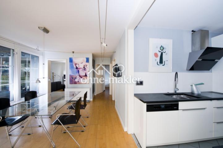 offene Küche mit Esszimmer 