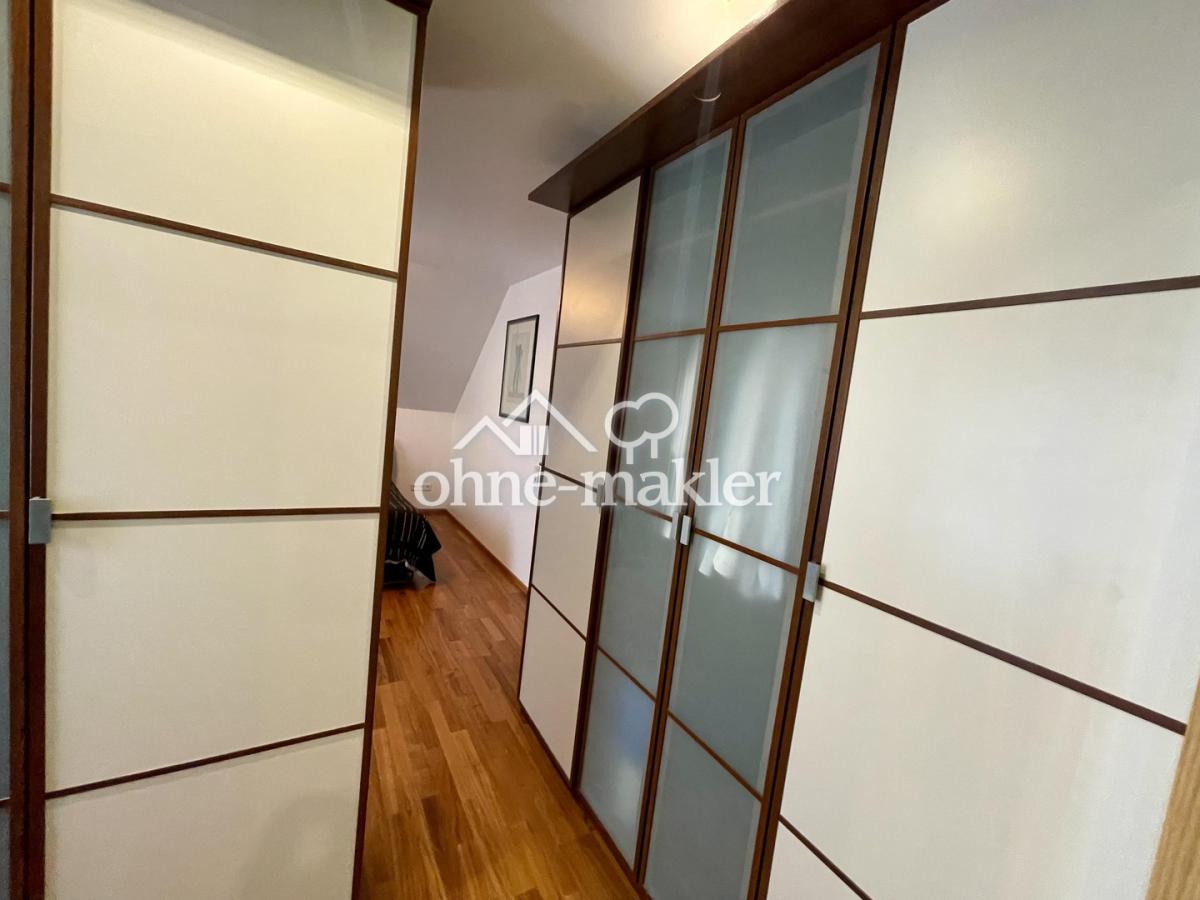 Ankleide-Schlafzimmer OG