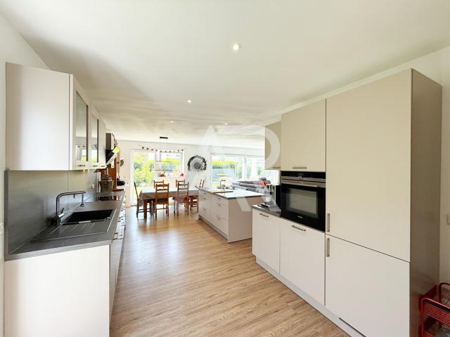 Küche mit Essbereich