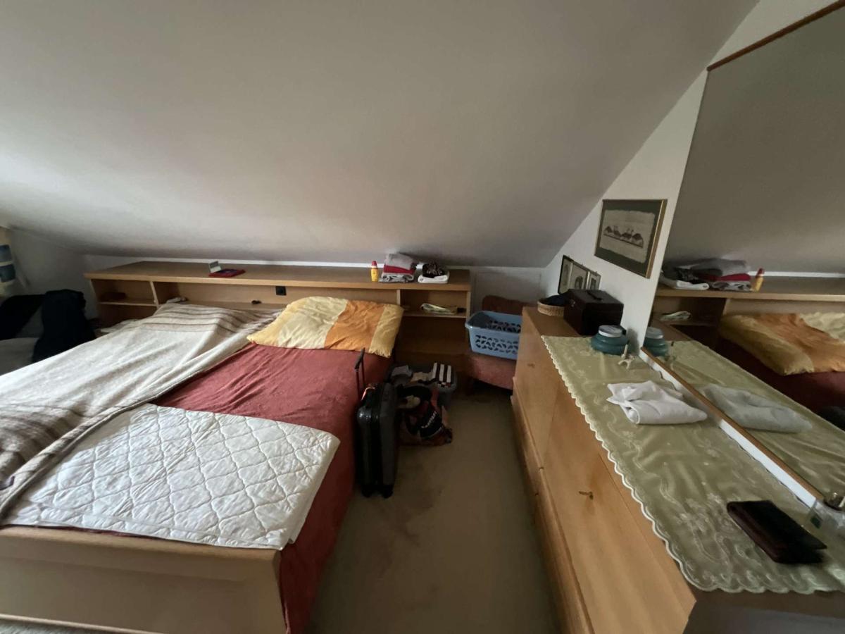 DG Hauptwohnung Schlafzimmer 1 DG