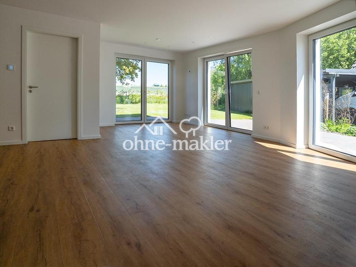 Wohnbereich m. Gartenblick