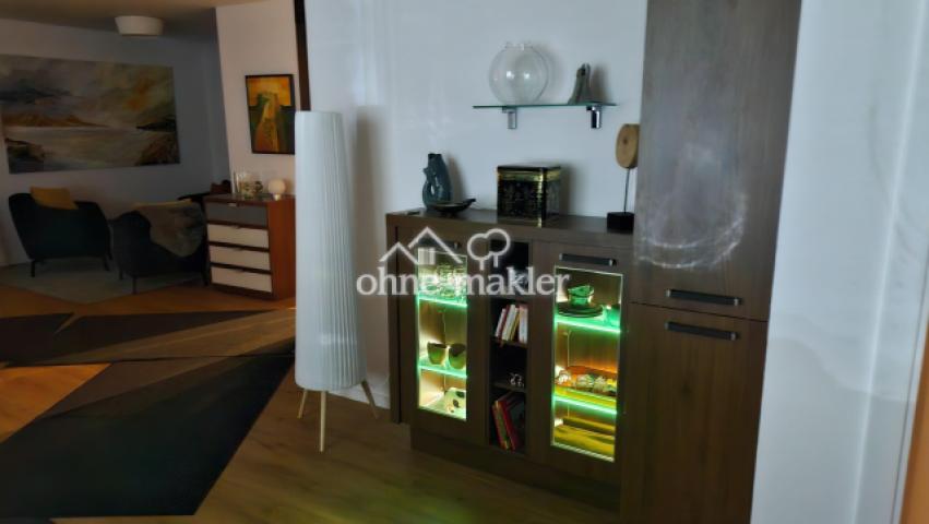 Apothekerschrank u. Anrichte