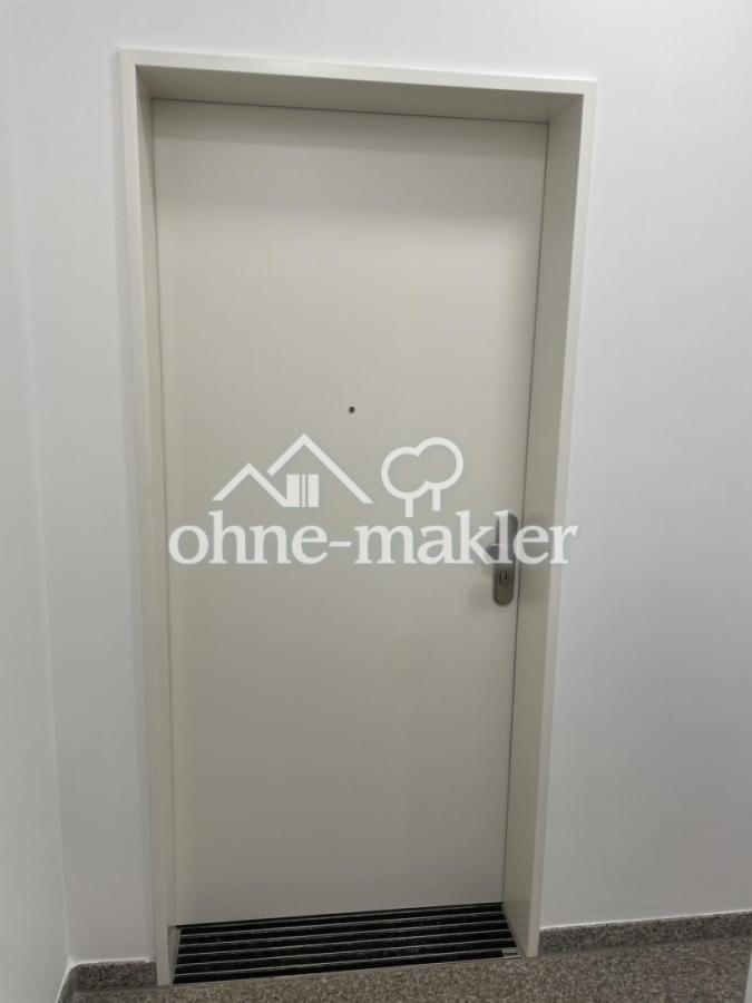 Wohnungstüre UG