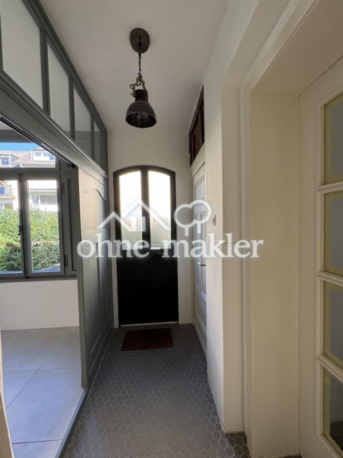 Seitenausgang, EG, Haupthaus