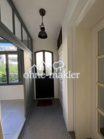 Seitenausgang, EG, Haupthaus