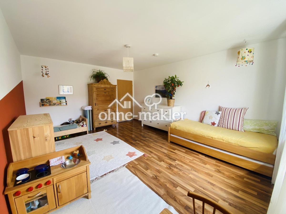 Kind/ Schlafen/ Arbeiten