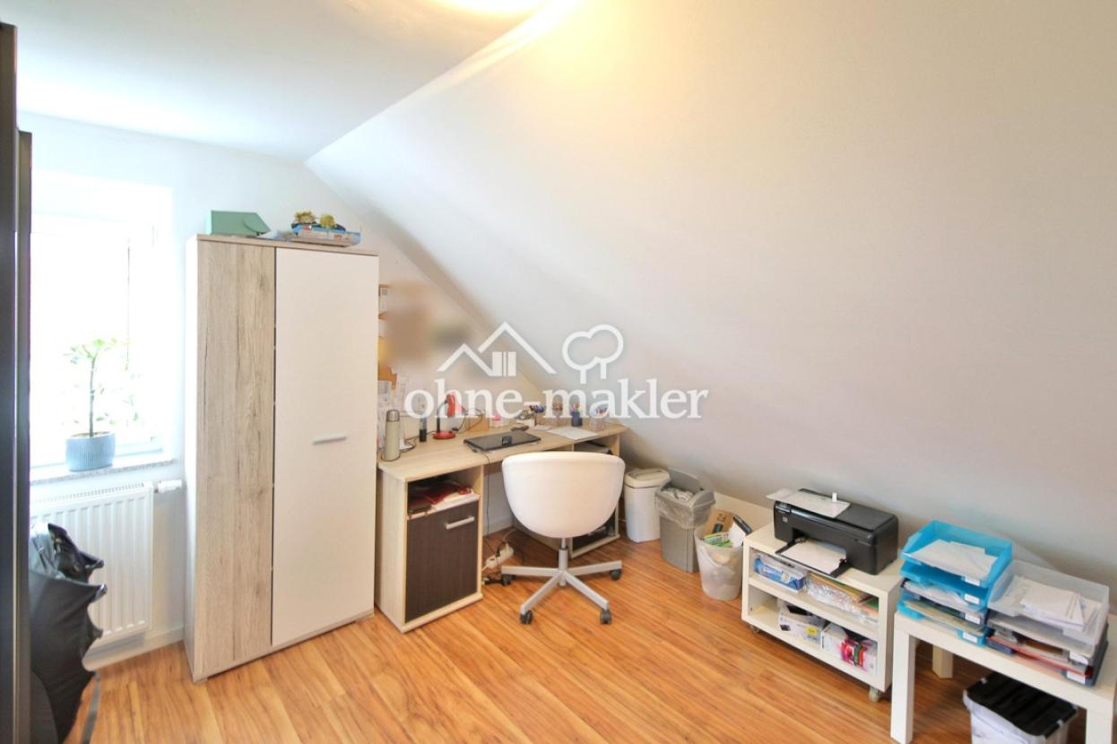 Kinder- / Arbeitszimmer