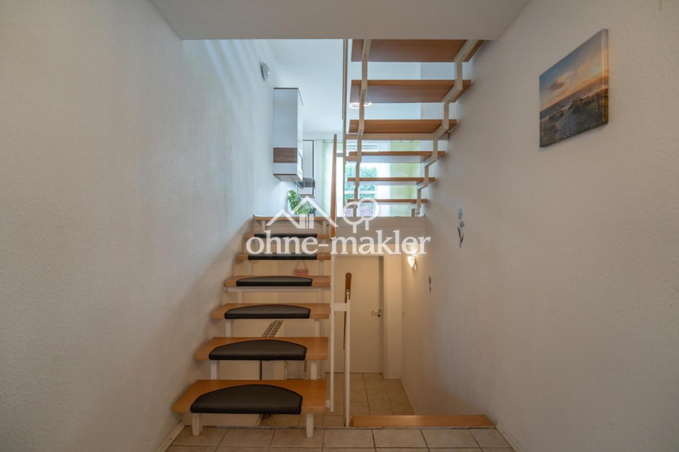 Treppen zu Küche/EZ